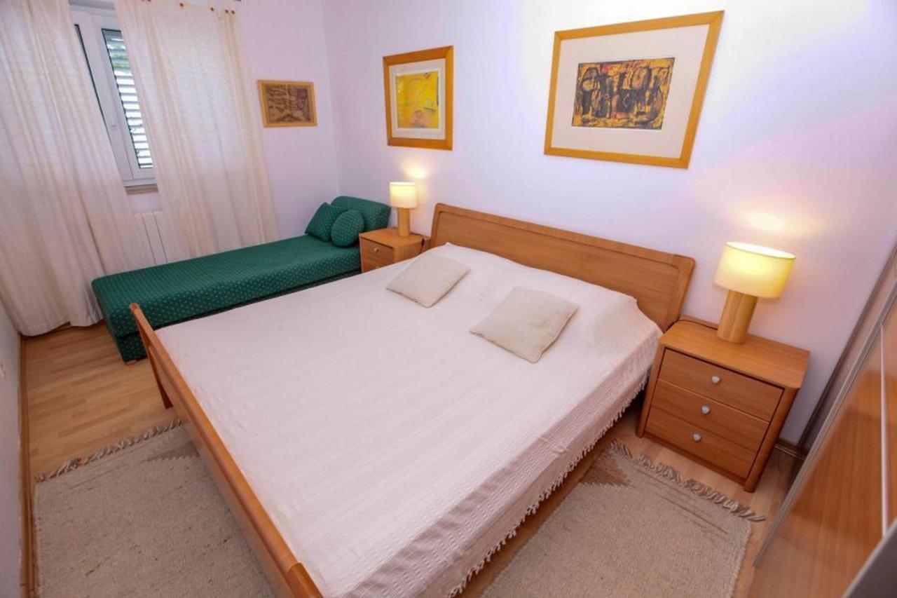 Vila Pinet Apartman Brist Kültér fotó